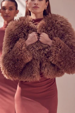 MISA Los Angeles Jackets|Tops>JORDYN FAUX FUR JACKET Lattefauxfur
