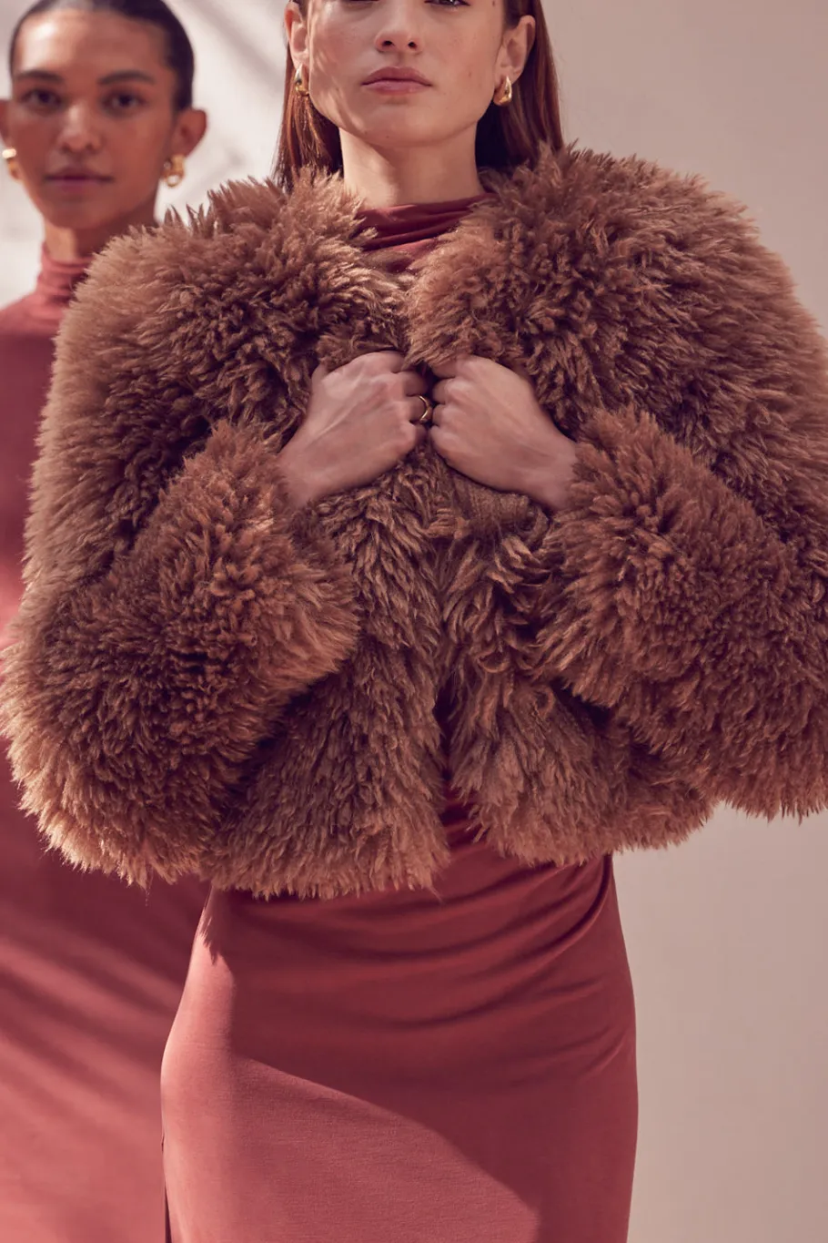 MISA Los Angeles Jackets|Tops>JORDYN FAUX FUR JACKET Lattefauxfur