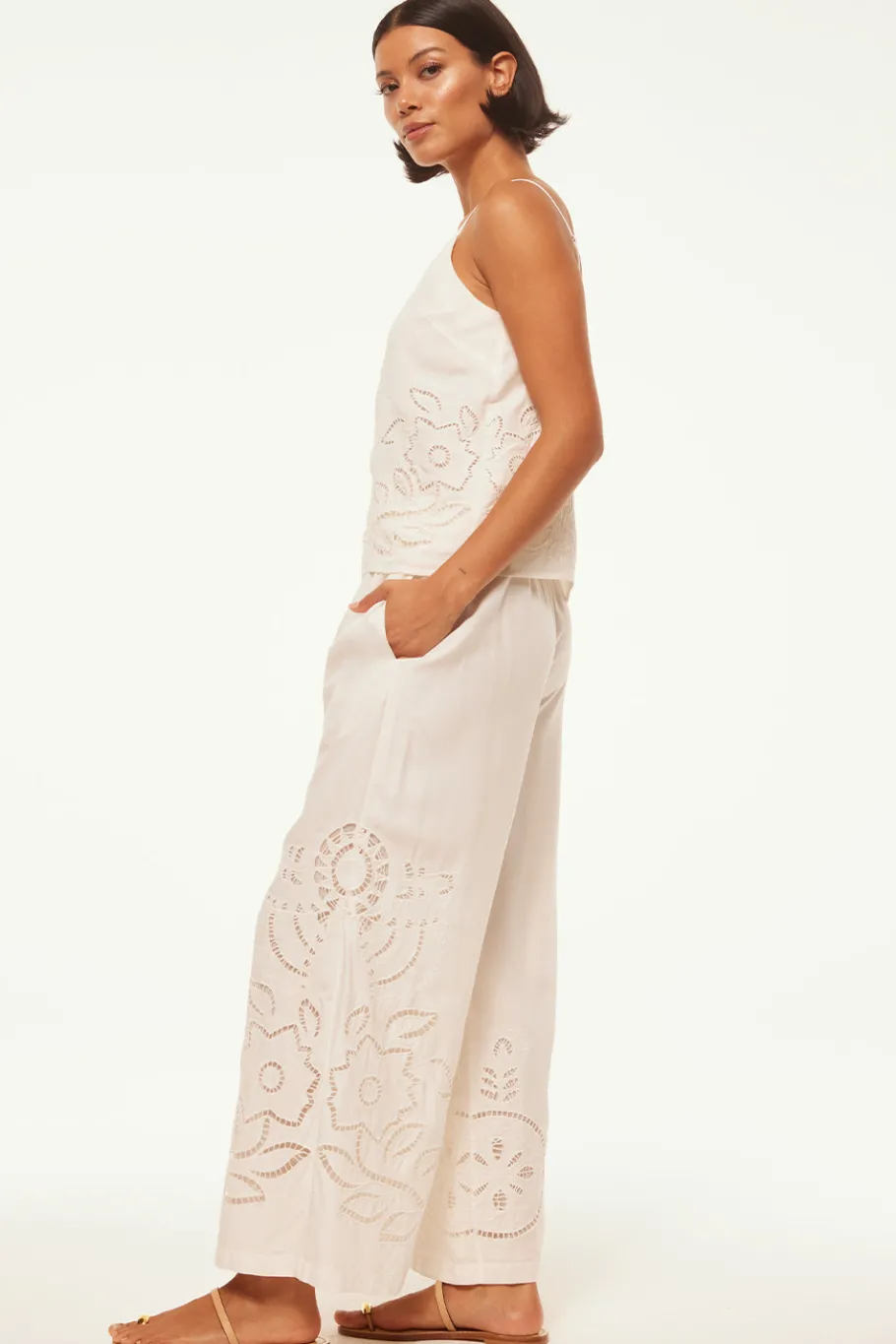 MISA Los Angeles Honeymoon|Classic White>MARCELA TOP Whiteeyelet